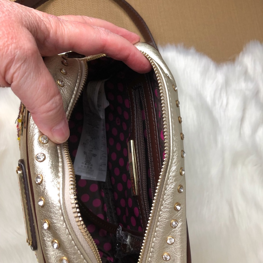 Nicole Lee Gold Crossbody Purse w/ Sequin … - Picture 8 of 9